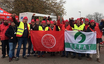 Featured image for - FNV and NGG members strike Jacobs Douwe Egberts in the Netherlands and in Germany